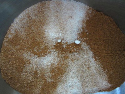 Chocolate Chip Snickerdoodle Blondies 5